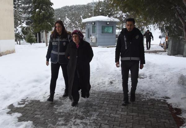 Polis, yılbaşı gecesi işlenen çifte cinayeti 8 saatte çözdü